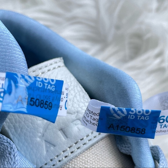 Nike Jordan 1 Low SE Iris Whisper Sail Worn Blue White Women's Shoe PRICE FIRM - Picture 15 of 16